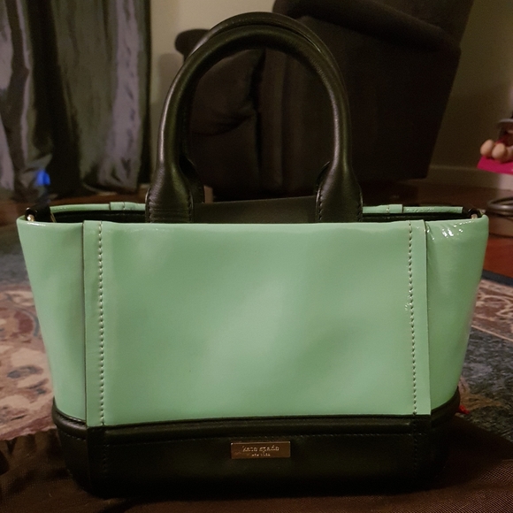 Handbag with matching wallet - Picture 7 of 10